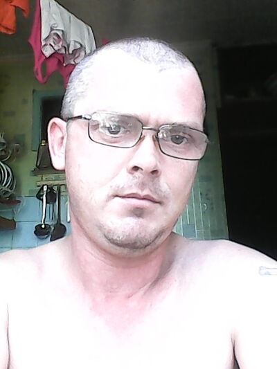  ,   Forder, 44 ,  