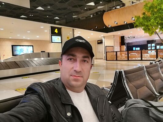  ,   Djavan, 43 ,   