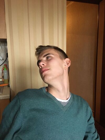  ,   Michail, 25 ,   ,   