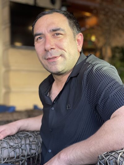  ,   Vuqar, 42 ,   ,   