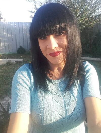  ,   Samira, 38 ,  