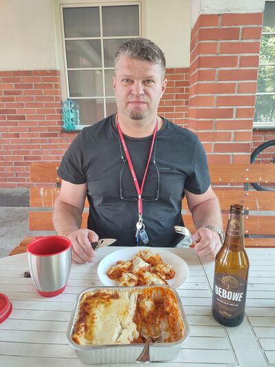  ,   Sergey, 51 ,   c 