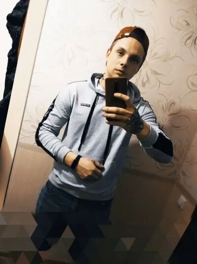 ,   Artem, 28 ,   ,   