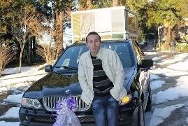  4326284  Davit, 42 ,    