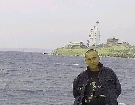  ,   Stepan, 49 ,   ,   , c 