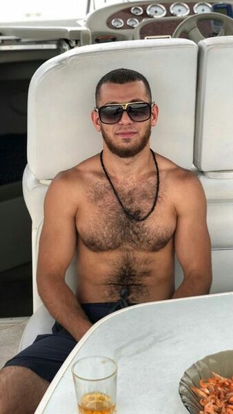 ,   Garik, 28 ,   