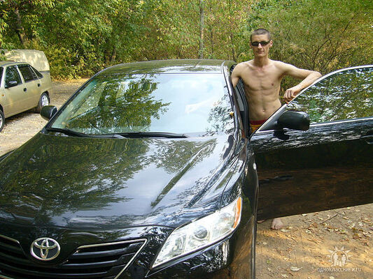  ,   Denis, 41 ,   ,   , c 
