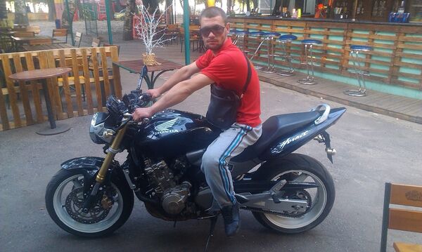  ,   Stas, 33 ,   ,   , c , 