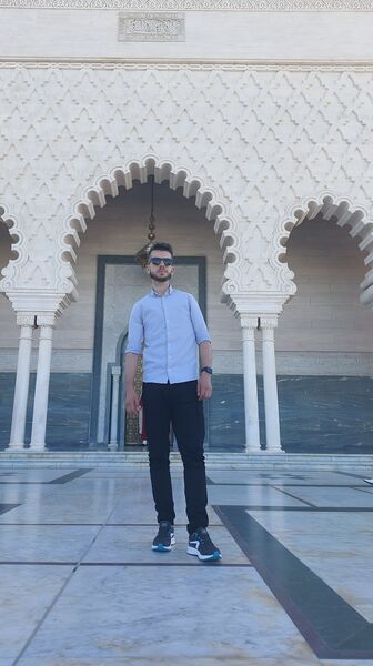  ,   Zakaria, 29 ,   ,   , c 