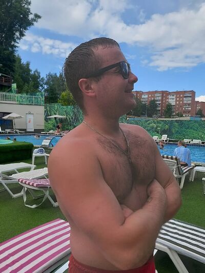  ,   Ruslan, 32 ,   ,   