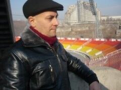  ,   Eduard, 52 ,   