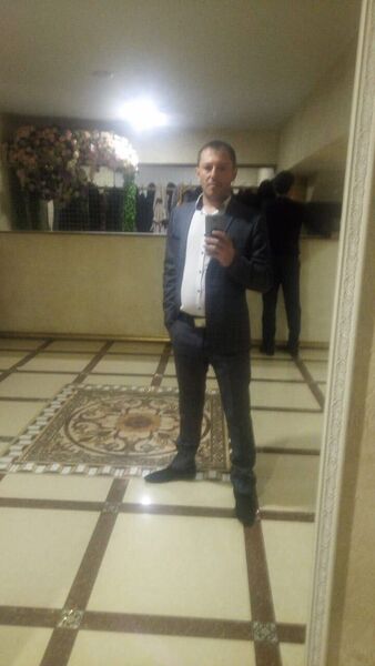  -,   Jonni, 40 ,   ,   , c 
