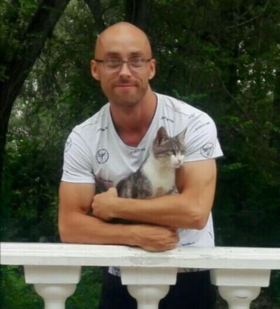  ,   AleX, 37 ,     , c 
