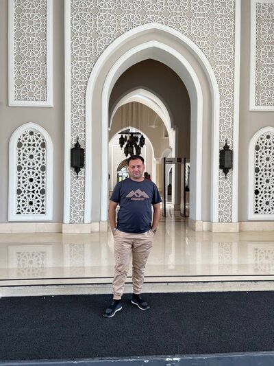  ,   Nodir, 33 ,   ,   