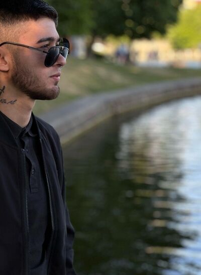  Frankfurt am Main,   , 23 ,   ,   