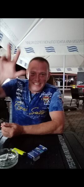  ,   Pavel, 47 ,   ,   , c 