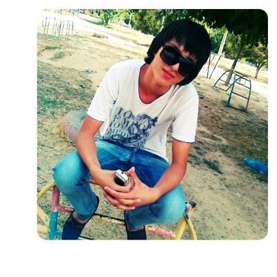  ,   Emir, 33 ,   