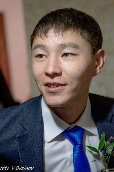  --,   Artem, 33 ,   ,   , c 