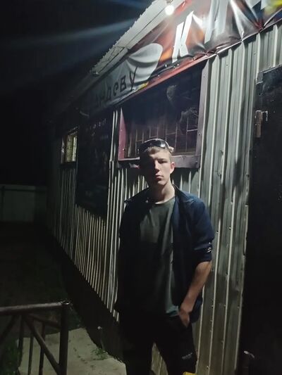  -,   Anton, 21 ,   ,   