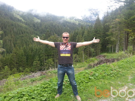  ,   Alex, 40 ,   