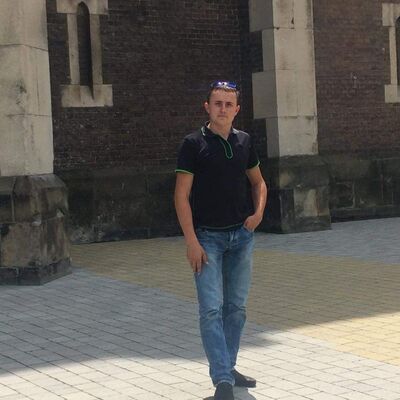  ,   Vitalii, 31 ,   ,   , c 
