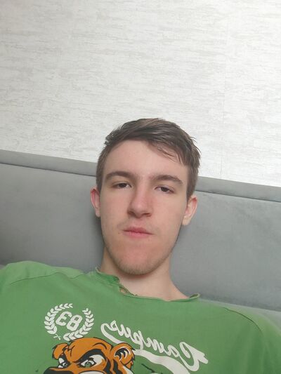  ,   Leonid, 19 ,   ,   