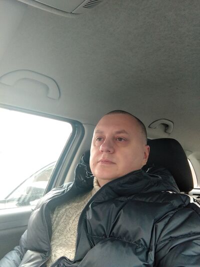  ,   Alex, 42 ,   ,   