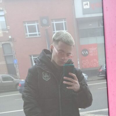  ,   Vladyslav, 19 ,   ,   