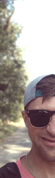  ,   Artur, 32 ,   ,   , c 