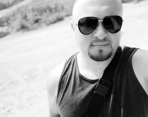  ,   Alex, 33 ,   ,   , c 