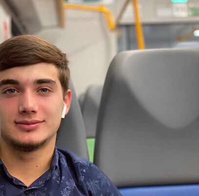  ,   Bilal, 25 ,     , c 