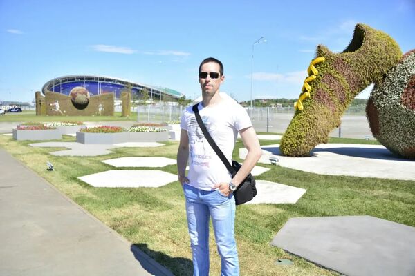  ,   Mikhail, 47 ,   , 