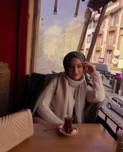  ,   Selma, 21 ,   ,   
