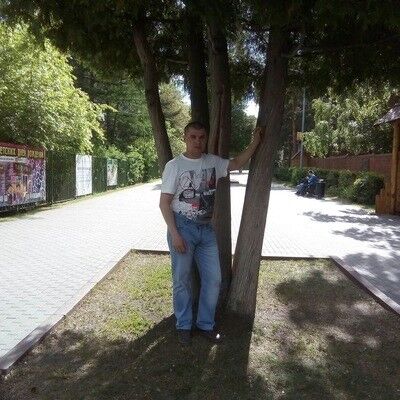  16482304  Grigory, 41 ,    