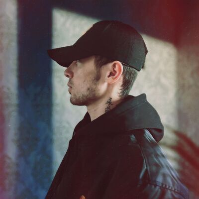  ,   Klaud, 24 ,   ,   