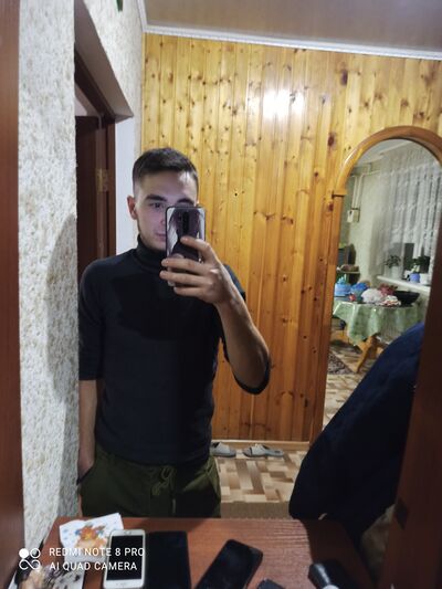  ,   Igor, 28 ,   ,   