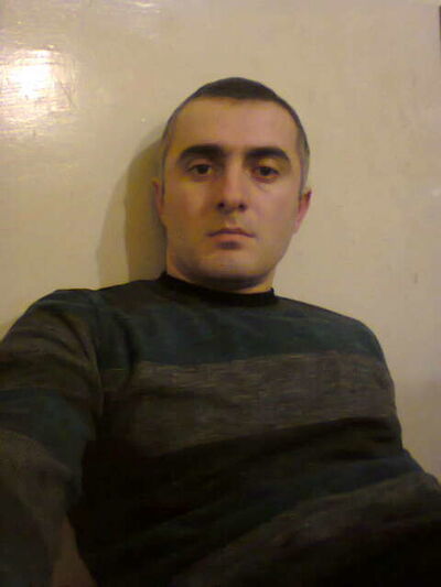  ,   Giga, 40 ,   ,   , c 