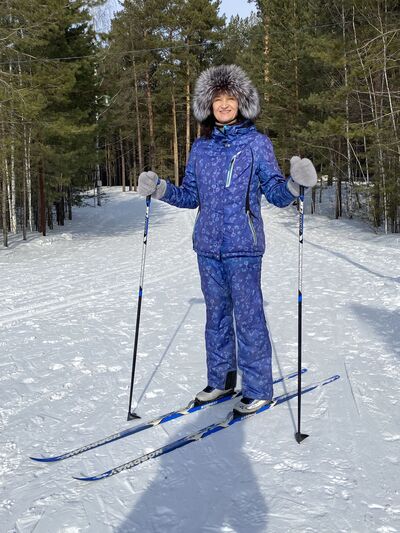  ,   Inna, 55 ,  