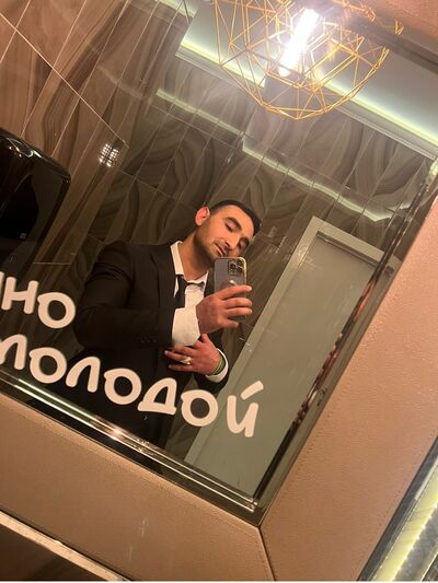  ,   Roman, 27 ,   ,   