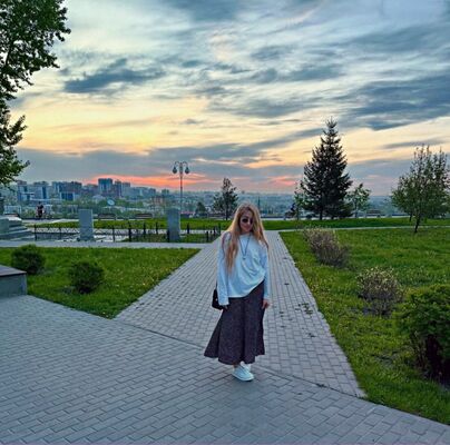  ,   Nika, 32 ,   ,   
