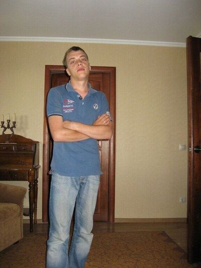  ,   Zimbabvino, 37 ,     , c 