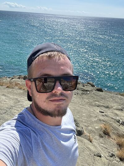  ,   Mikhail, 35 ,   ,   