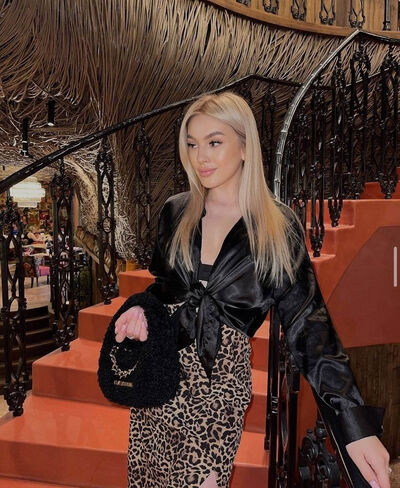  ,   Darya, 29 ,   ,   