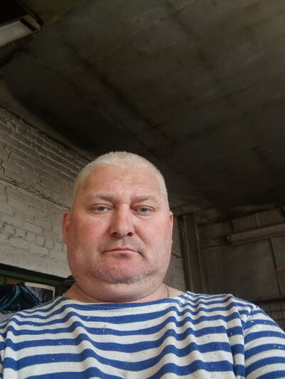  ,   Denis, 44 ,   ,   , c 