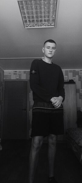  ,   Vlad, 20 ,   ,   