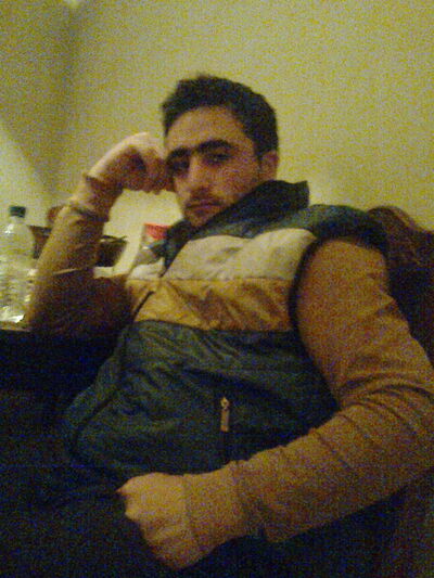  ,   Hayk, 33 ,  