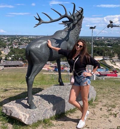  ,   Aneta, 39 ,   c 