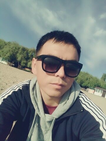  8073464  Dastan, 33 ,    
