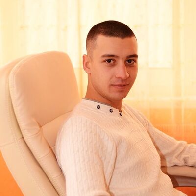 ,   Denis, 32 ,   ,   , c 