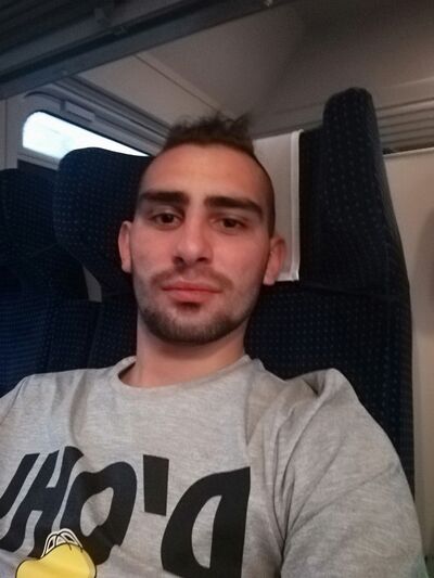  ,   Mike, 28 ,   ,   , c 